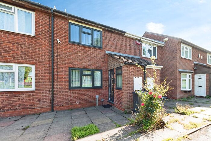 2 Bedroom Terraced House For Sale In St Pauls Road, Birmingham, B12
