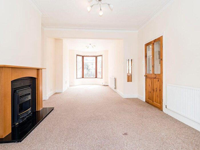 3 Bedroom Terraced House To Rent In Salisbury Road, Seven Kings, IG3