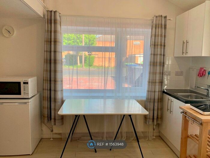 1 Bedroom Maisonette To Rent In Tiverton Way, Cambridge, CB1