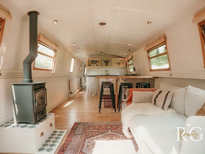 1 Bedroom Detached Bungalow For Sale In Warminster Road, Bath, BA2