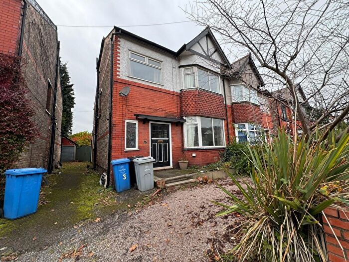 4 Bedroom House To Rent In Park Road, Stretford, M32