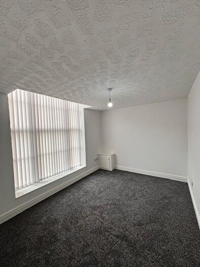 1 Bedroom Flat To Rent In Flat, Peel Street, L8