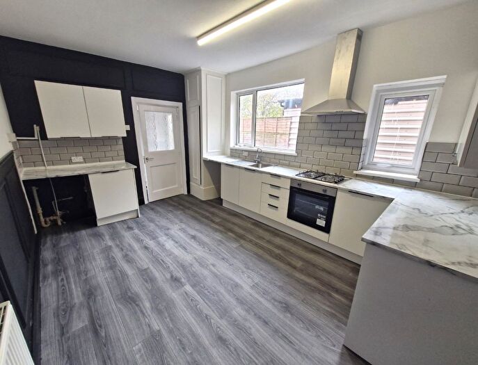 1 Bedroom Flat To Rent In Saville Road, Blackpool, FY1