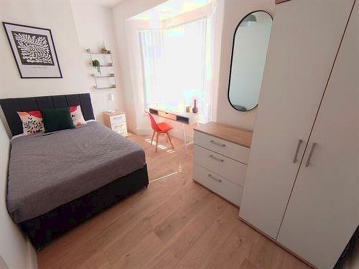 4 Bedroom Terraced House To Rent In Connaught Road, Liverpool, L7