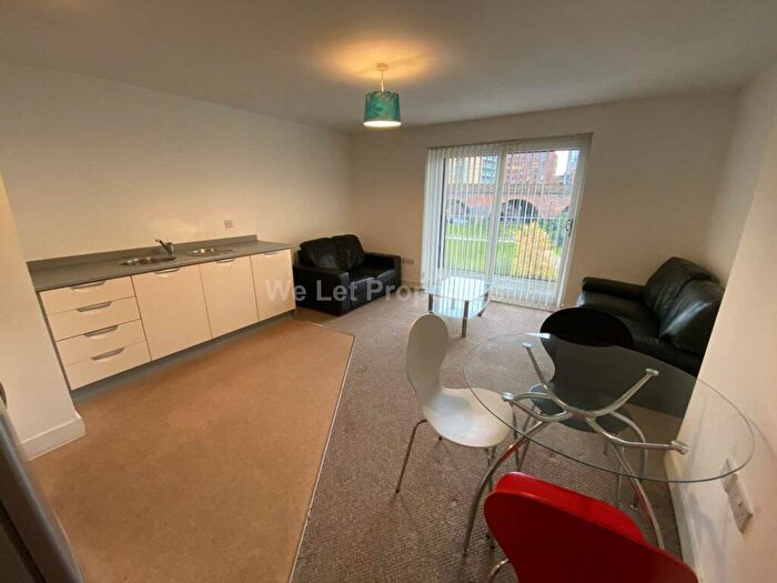 2 Bedroom Apartment To Rent In Steele House, Salford, M5