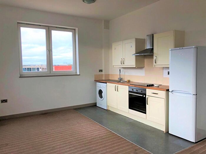 2 Bedroom Apartment To Rent In Cambridgeshire, Peterborough, PE2