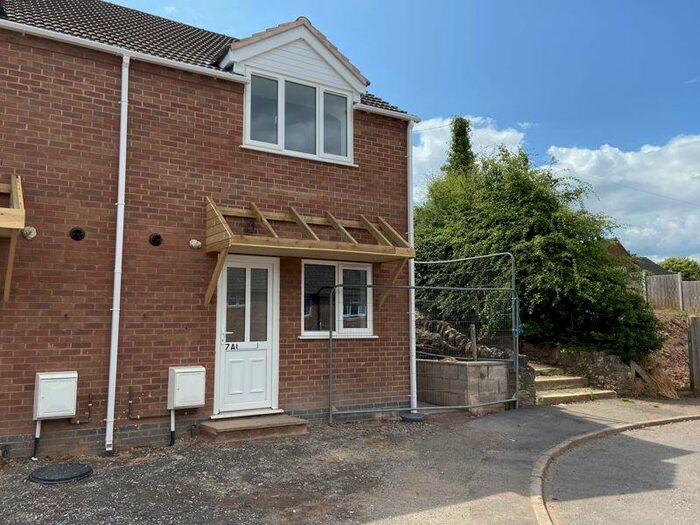 2 Bedroom Semi-Detached House To Rent In Milvern Close, Bromyard, HR7