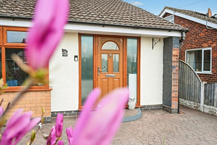 3 Bedroom Semi Detached House For Sale In Pinewood Road, Warrington, Cheshire, WA5