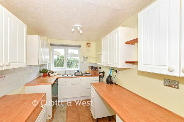 1 Bedroom Ground Maisonette For Sale In Camelot Close, Southwater, Horsham, West Sussex, RH13