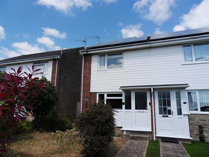 2 Bedroom House For Sale In Purdy Road, Carisbrooke, Newport, PO30