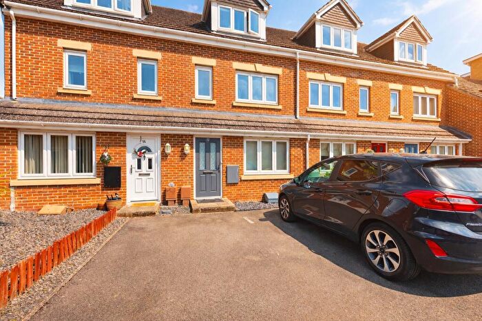 1 Bedroom Flat For Sale In Billys Copse, Havant, PO9
