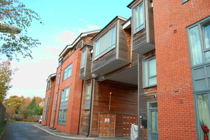 2 Bedroom Flat To Rent In Wellington Road, Eccles, Manchester, M30
