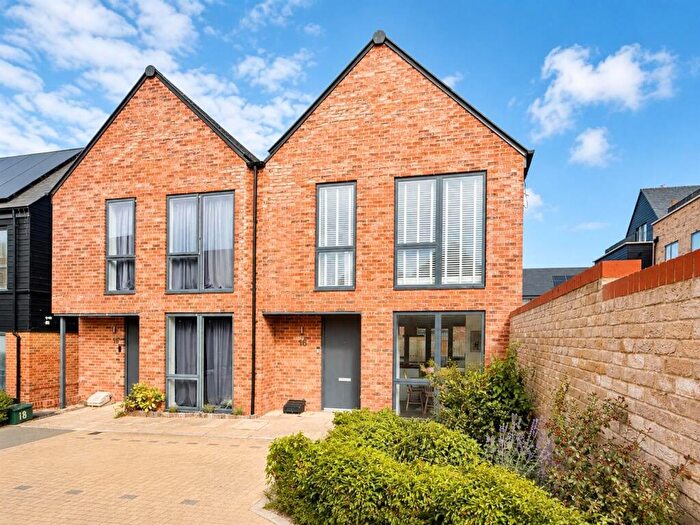 3 Bedroom Semi-Detached House For Sale In St. Andrews Drive, Chelmsford Garden, Chelmsford, CM3