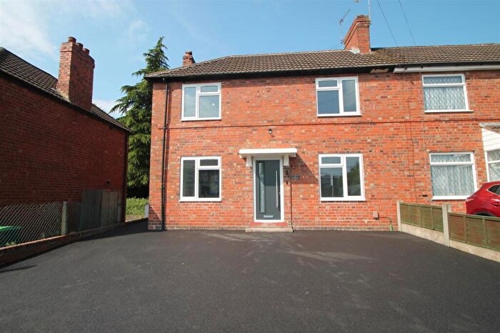 3 Bedroom Semi-Detached House For Sale In Birmingham Road, Rowley Regis, B65