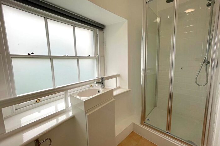 Apartment To Rent In Heritage Park, S6