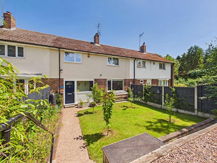 3 Bedroom Terraced House For Sale In Hucknall Road, Nottingham, NG5