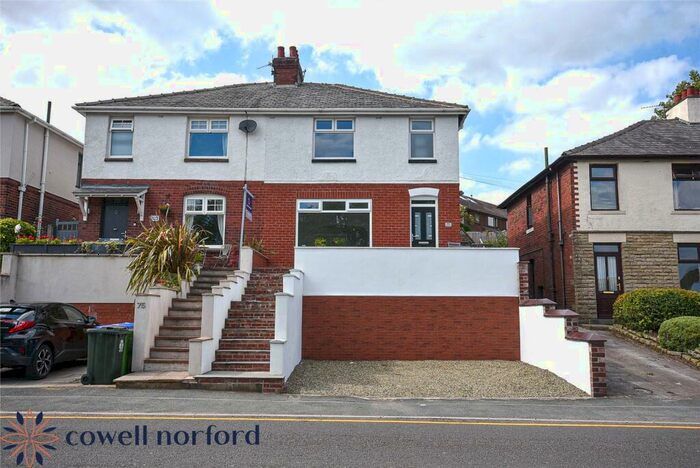 3 Bedroom Semi-Detached House For Sale In Lake Bank, Littleborough, Greater Manchester, OL15