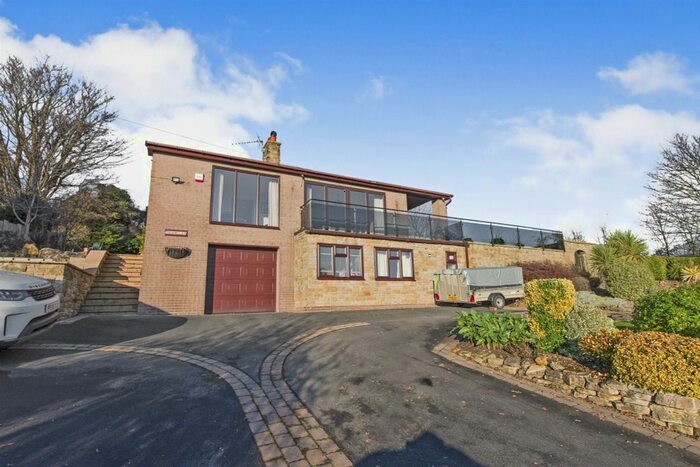 3 Bedroom Detached House For Sale In Hacking Lane, South Elmsall, Pontefract, WF9