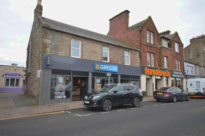 2 Bedroom Flat To Rent In Portland Street, Troon, Ayrshire KA10