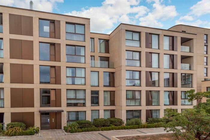 2 Bedroom Apartment To Rent In Parkside Place, Parkside, Cambridge, CB1