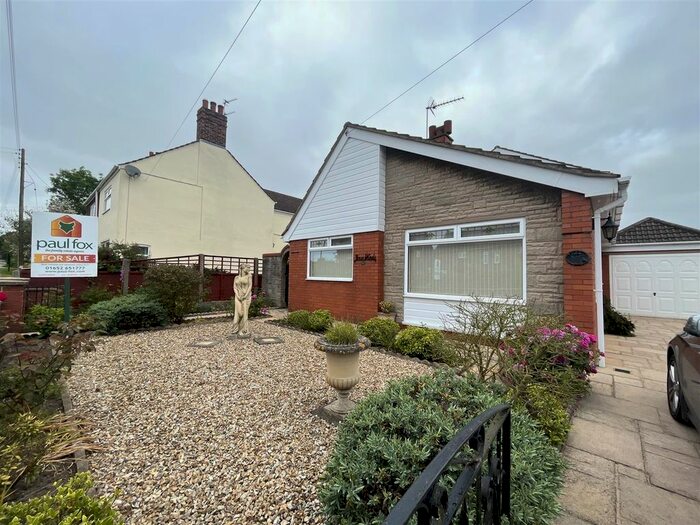 3 Bedroom Detached Bungalow To Rent In Kings Road, Barnetby, DN38