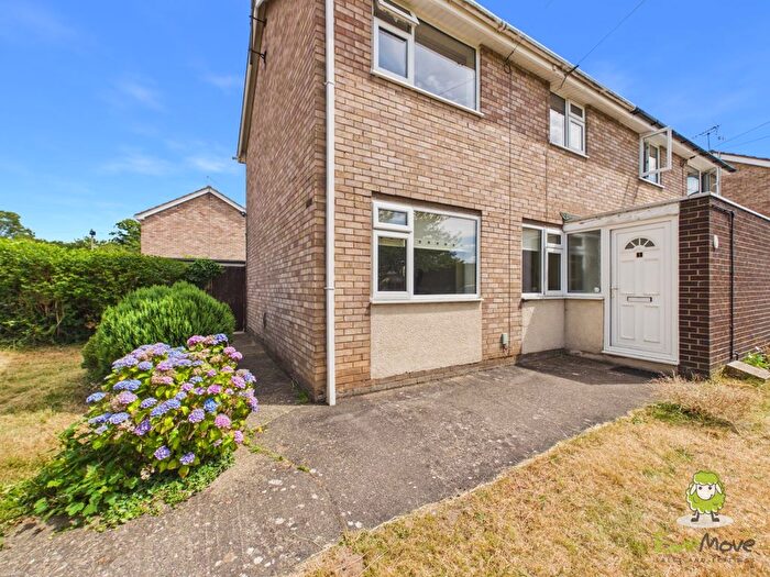 3 Bedroom Semi Detached House For Sale In Tilbrook Drive, Shrewsbury, SY1