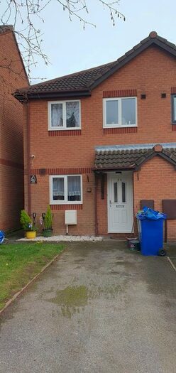 2 Bedroom Property To Rent In Woodford End, Chadsmoor, Cannock, WS11
