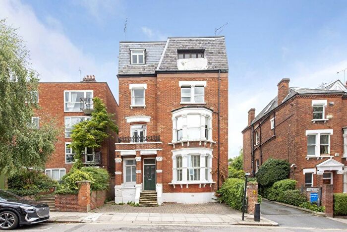 2 Bedroom Flat To Rent In Nassington Road, London, NW3