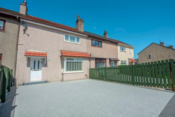 3 Bedroom Terraced House To Rent In Newlands Gardens, Johnstone, PA5