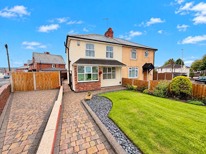 3 Bedroom Semi Detached House For Sale In Walker Street, Netherton, Dudley, DY2