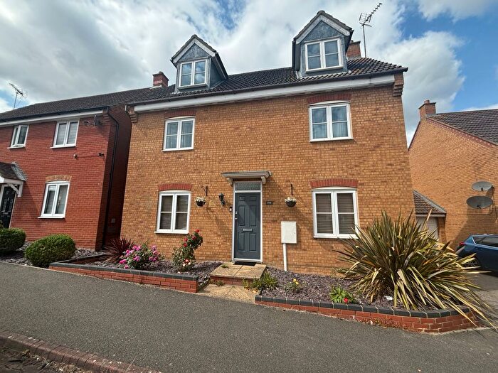 4 Bedroom Property To Rent In O'neill Road, Milton Keynes, MK8