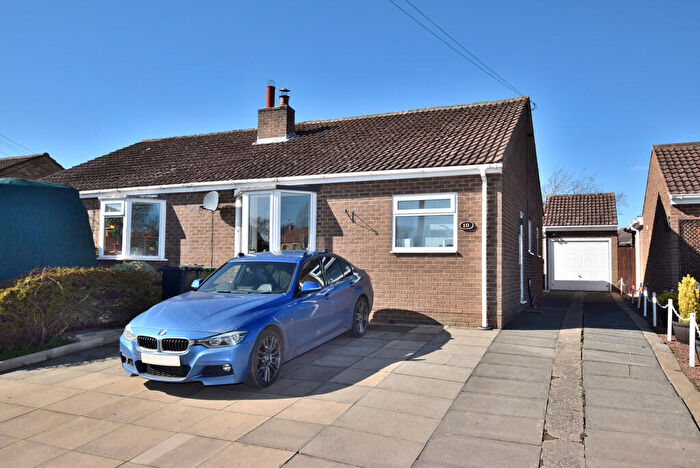 2 Bedroom Semi-Detached Bungalow For Sale In Mill View, Eppleby, DL11