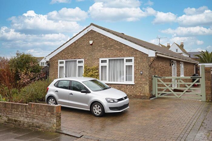 3 Bedroom Bungalow For Sale In Botany Road, Broadstairs, Kent, CT10
