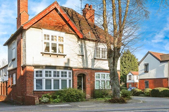 3 Bedroom Apartment To Rent In Alexandra Court, Priory Road, Kenilworth, CV8