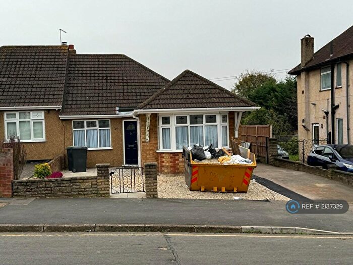 3 Bedroom Bungalow To Rent In Monkswood Avenue, Waltham Abbey, EN9