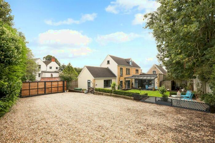 3 Bedroom Detached House For Sale In Cheltenham Road, Painswick, Stroud, GL6