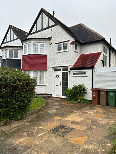3 Bedroom Semi-Detached House To Rent In Devon Road, Sutton, SM2