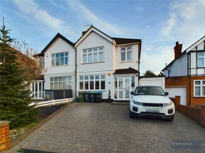 3 Bedroom Semi-Detached House To Rent In Beresford Avenue, Surbiton, KT5