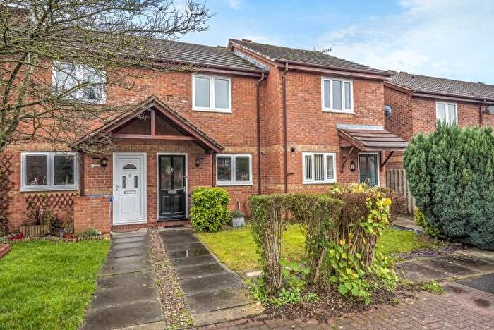 2 Bedroom Terraced House To Rent In Coopers Green, Bicester, OX26