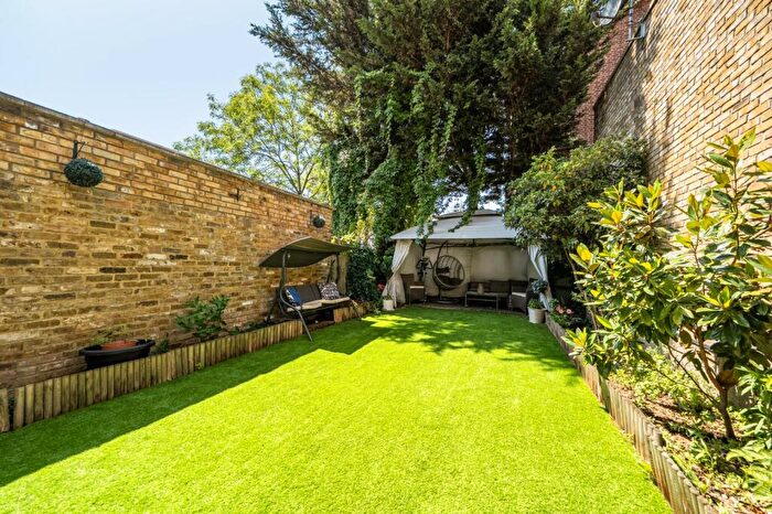 1 Bedroom Flat To Rent In Salusbury Road, London, NW6