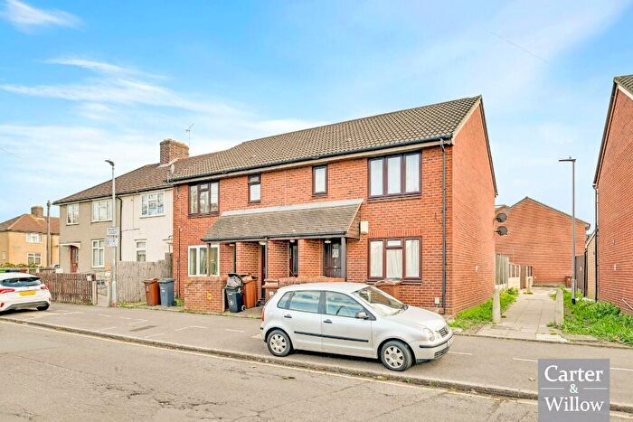 1 Bedroom Maisonette To Rent In Halbutt Street, Dagenham, RM9