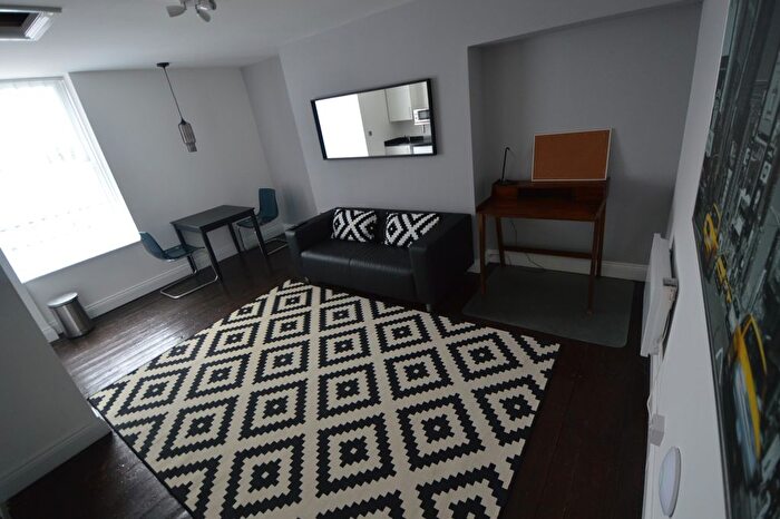 1 Bedroom Flat To Rent In Marton Road, Middlesbrough, TS4