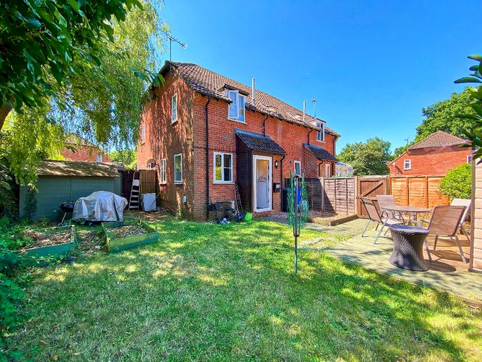 1 Bedroom Terraced House To Rent In Earlsbourne, Church Crookham, Fleet, GU52