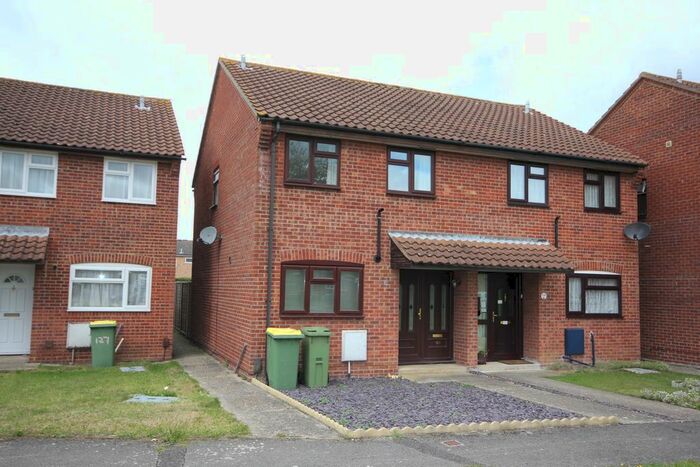 3 Bedroom Semi-Detached House To Rent In Cuckoo Lane, Fareham PO14