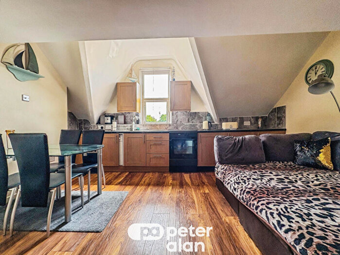 1 Bedroom Duplex To Rent In Ferry Road, Grangetown, Cardiff, CF11