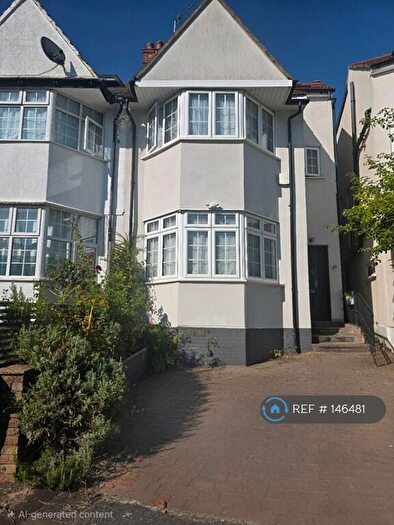 5 Bedroom Semi Detached House To Rent In Clifton Gardens, London, NW11