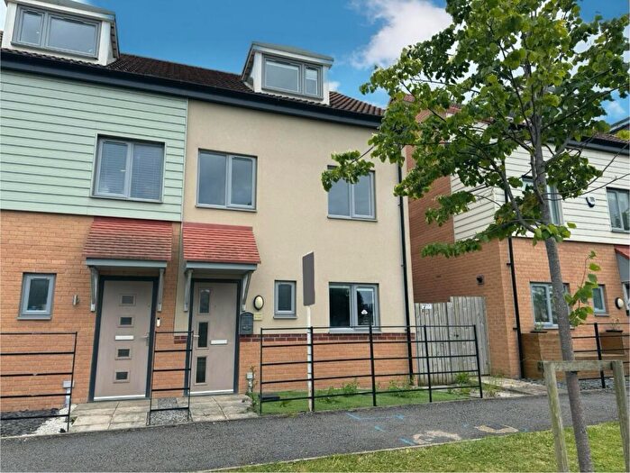 3 Bedroom Town House For Sale In John Williams Boulevard, Darlington, DL1