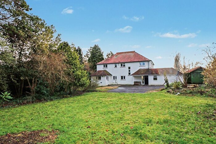 6 Bedroom Detached House To Rent In Swanmore, Southampton, SO32