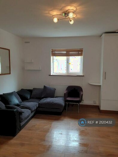 1 Bedroom Flat To Rent In Springfield, Maidenhead, SL6