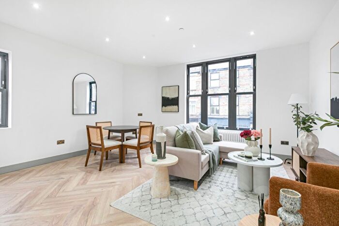 2 Bedroom Flat For Sale In Trinity Road, Nightingale, SW17